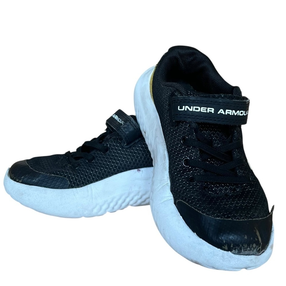 🌼 5/$20 Under Armour Boys Black Yellow Sneakers Size 12K Lightweight Running - Picture 2 of 10